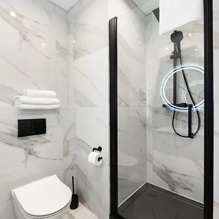 New Comfort 346 By Bookinghost Apartamento *