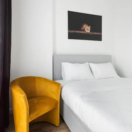 New Comfort 346 By Bookinghost *